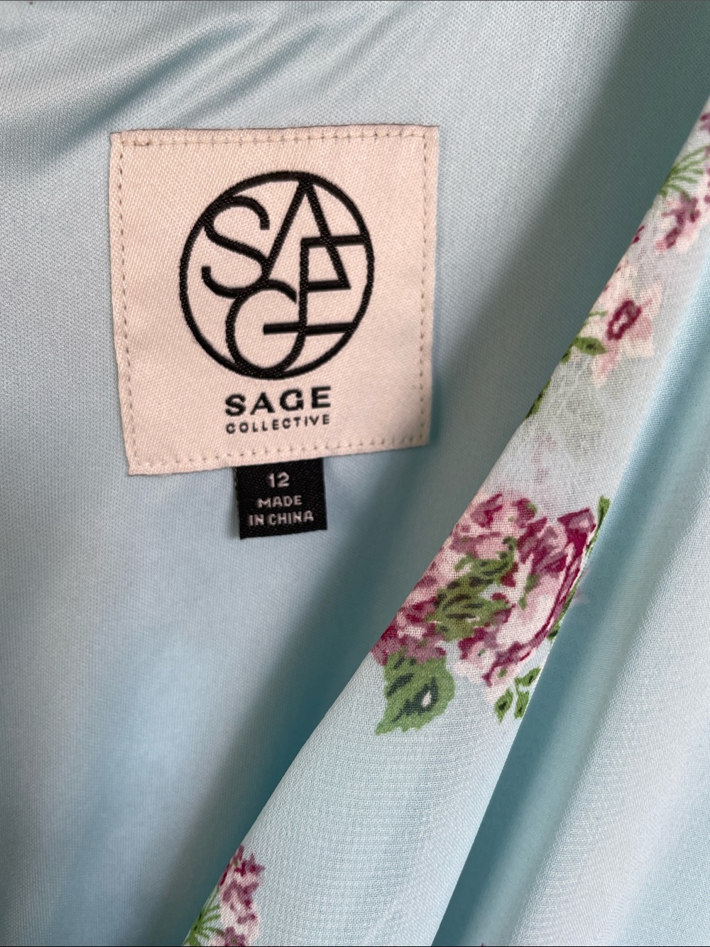NWT Sage Collective Blue Floral Flutter Sleeve Dress 12 - Picture 4 of 12